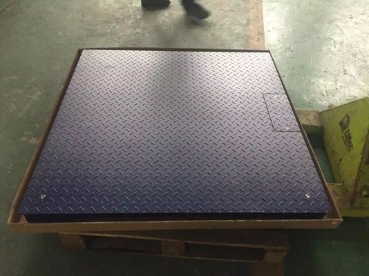 Scala di pesatura per pavimenti industriali a basso profilo con accesso alla rampa e celle di carico ad alta precisione